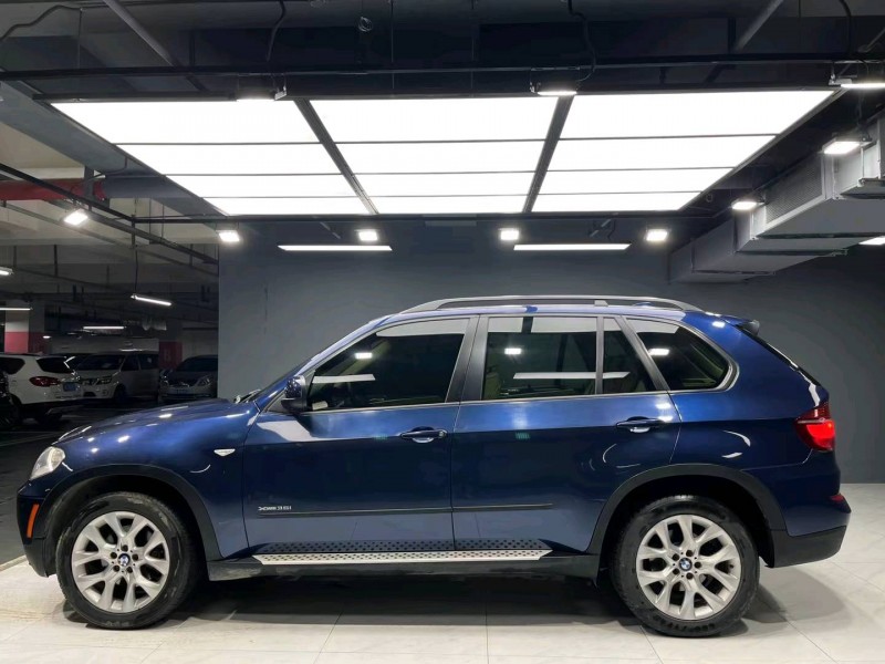 成都11年宝马X59