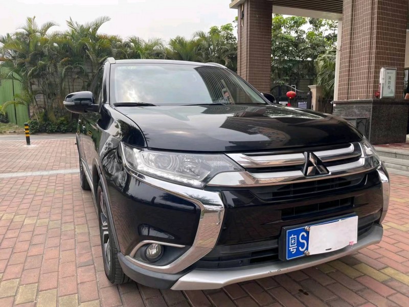 佛山18年三菱欧蓝德3