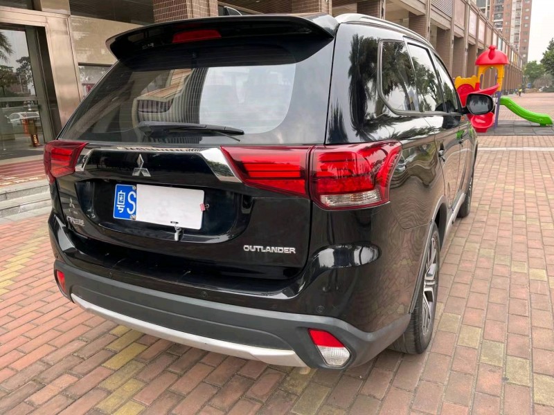 佛山18年三菱欧蓝德5