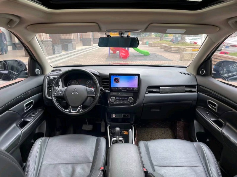 佛山18年三菱欧蓝德7