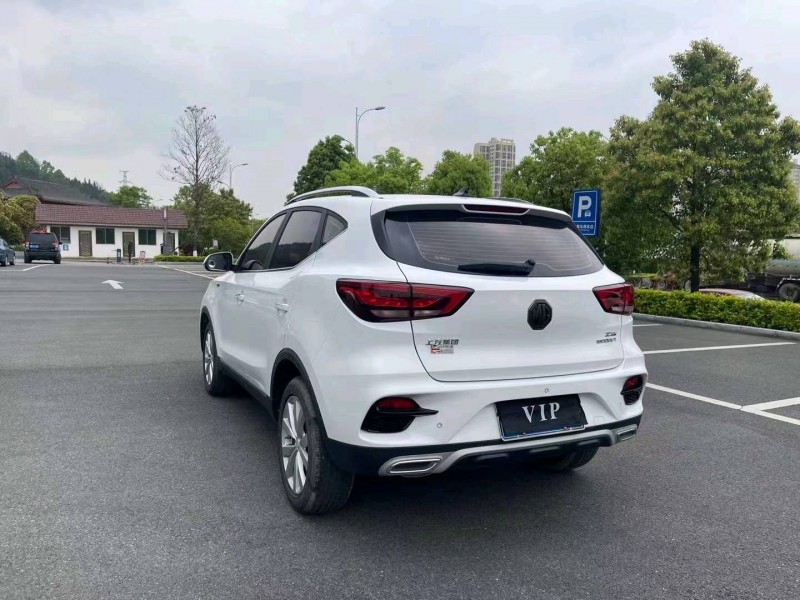 重庆20年名爵ZS8