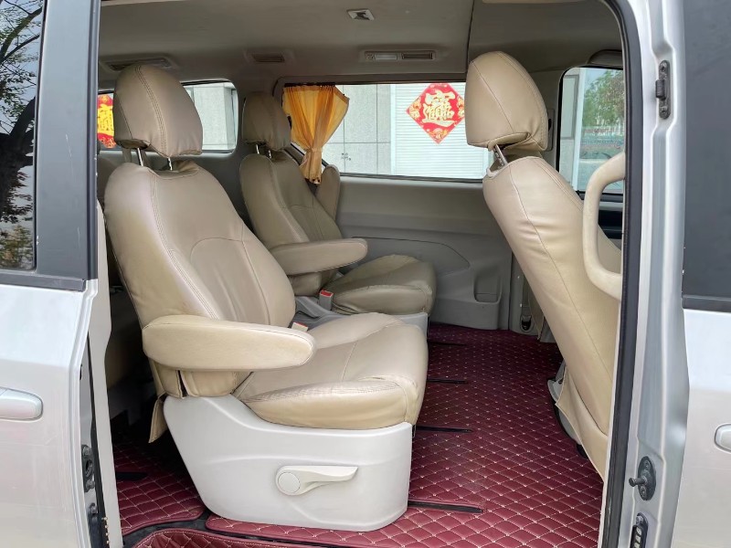 济宁15年大通G103