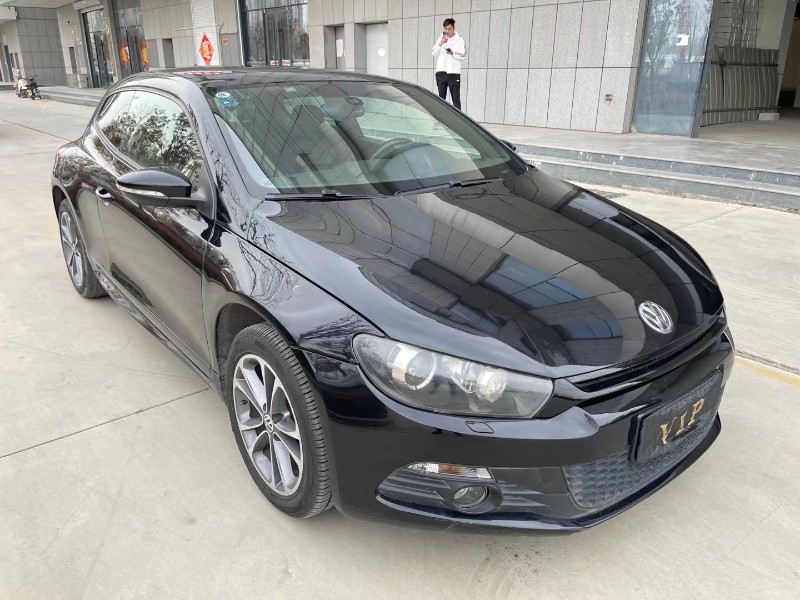 济宁14年大众尚酷2