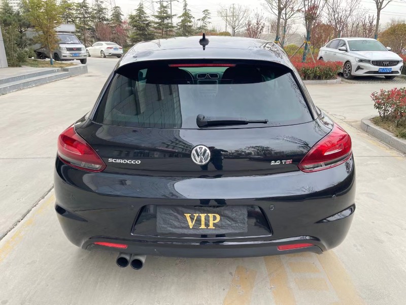 济宁14年大众尚酷4