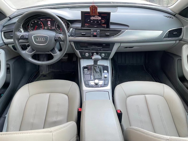 济宁15年奥迪A65