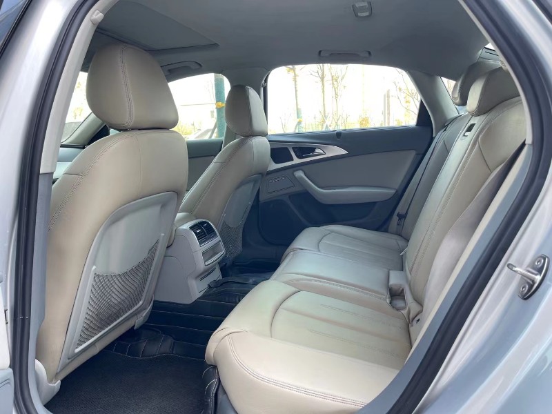 济宁15年奥迪A66