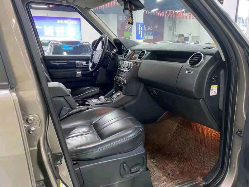 重庆15年路虎发现4