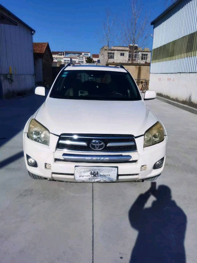 徐州09年丰田RAV41
