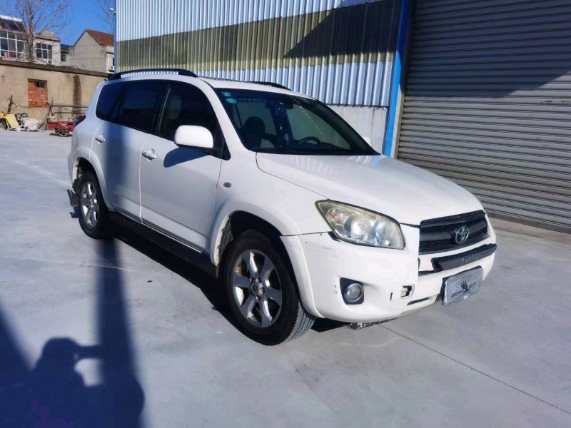 徐州09年丰田RAV46