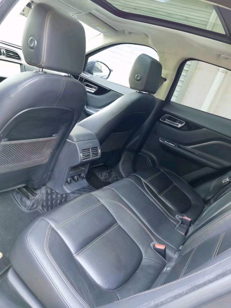 济南19年捷豹F-PACE4