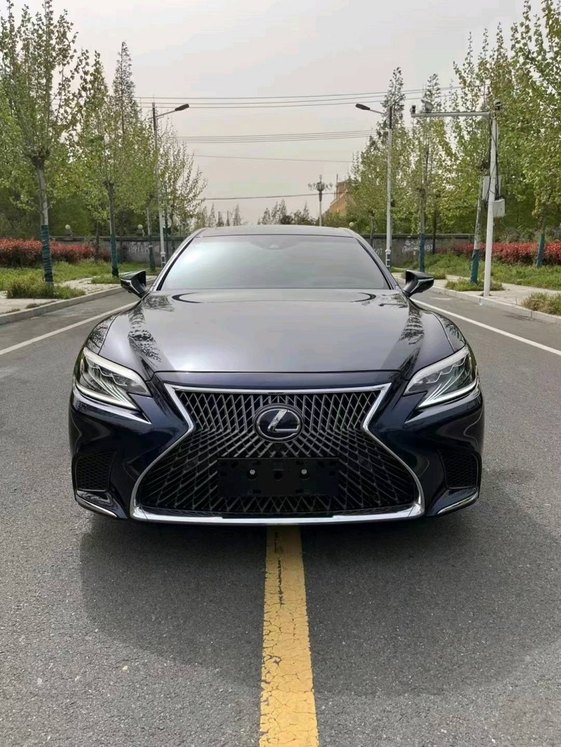 徐州18年雷克萨斯LS1