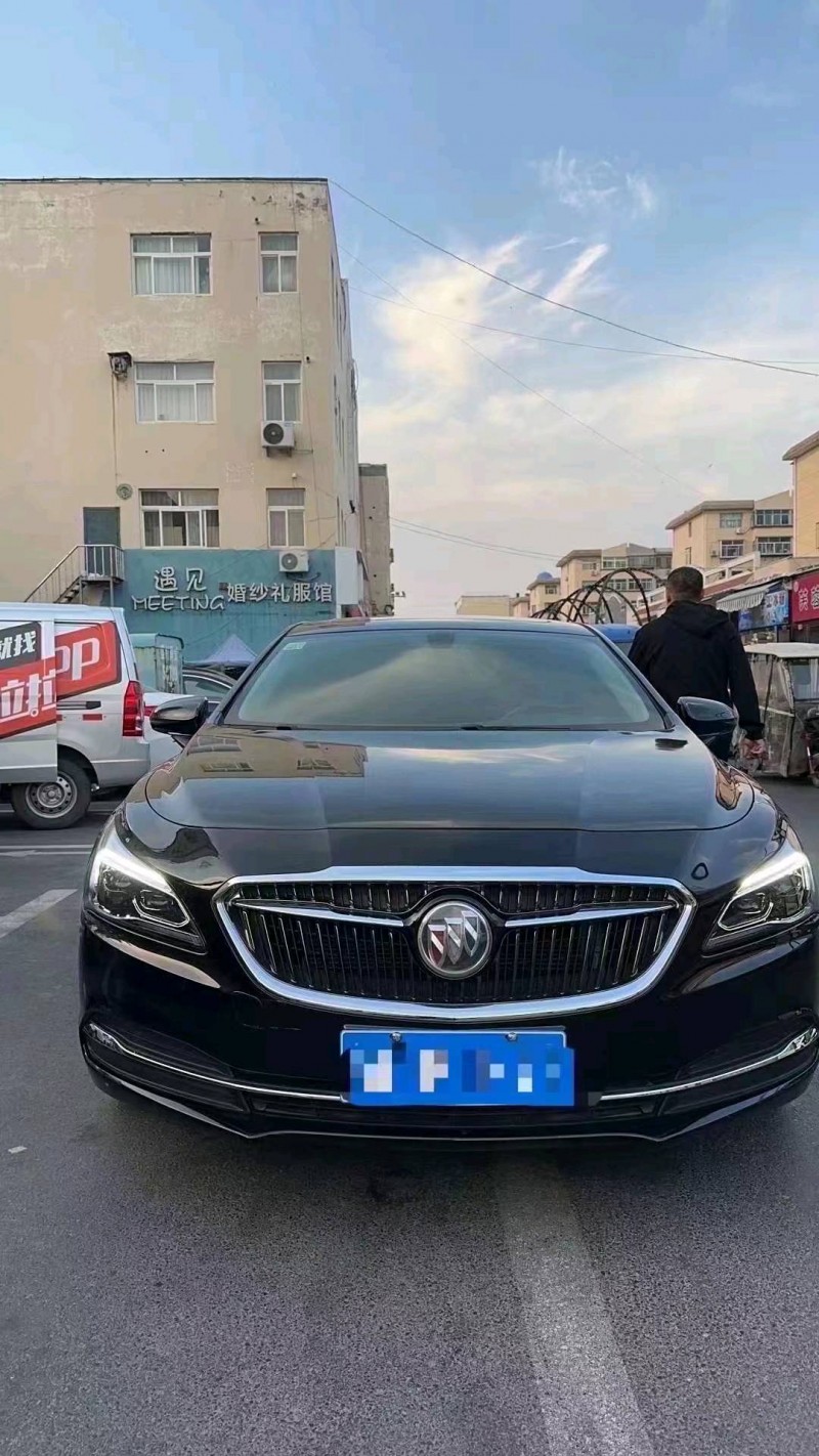 青岛19年别克君越1