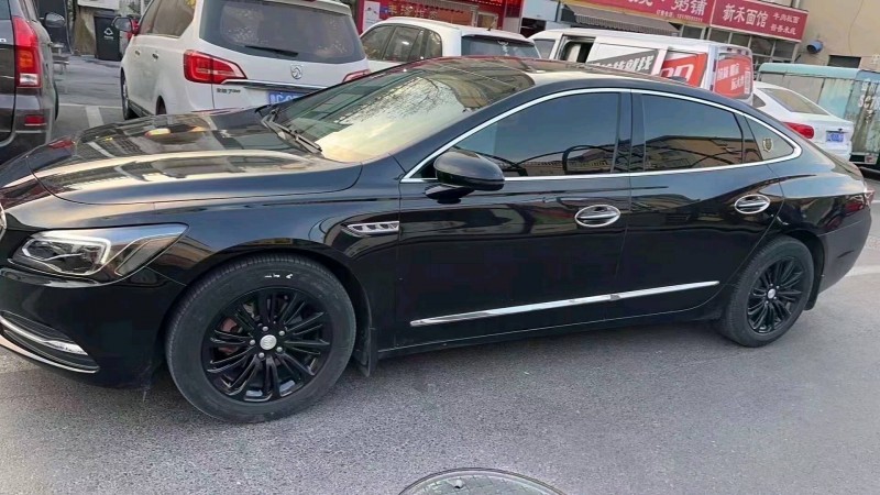 青岛19年别克君越5