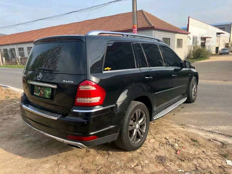 青岛12年奔驰GL9