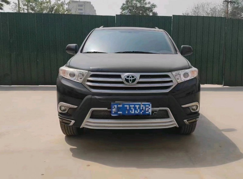 济南13年丰田汉兰达1