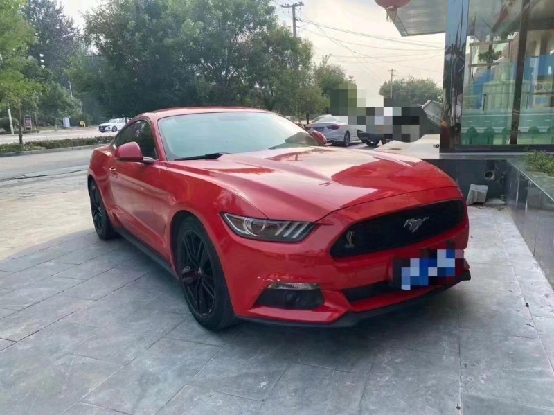 邢台17年福特野马2