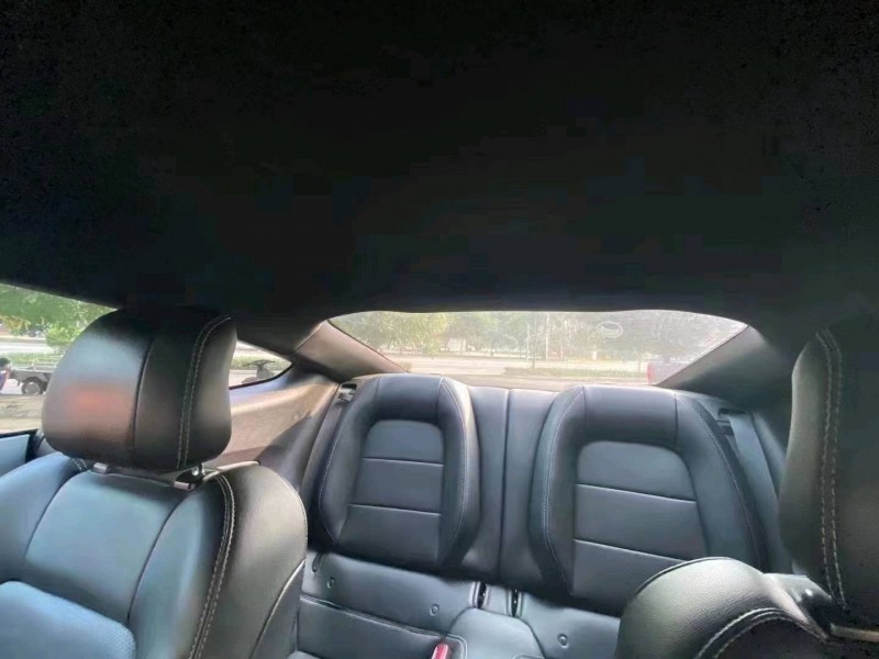 邢台17年福特野马7