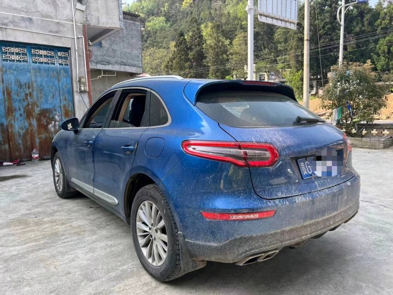 济南17年众泰SR97