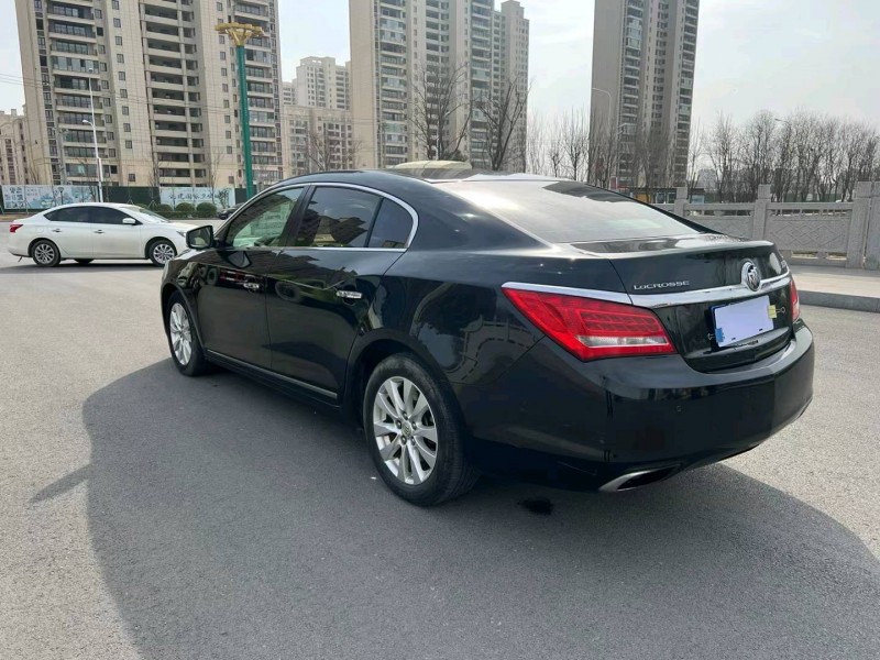 徐州15年别克君越8