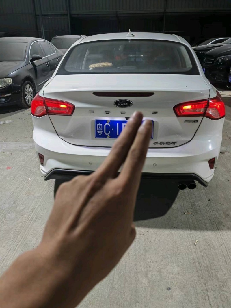 韶关20年福特福睿斯5
