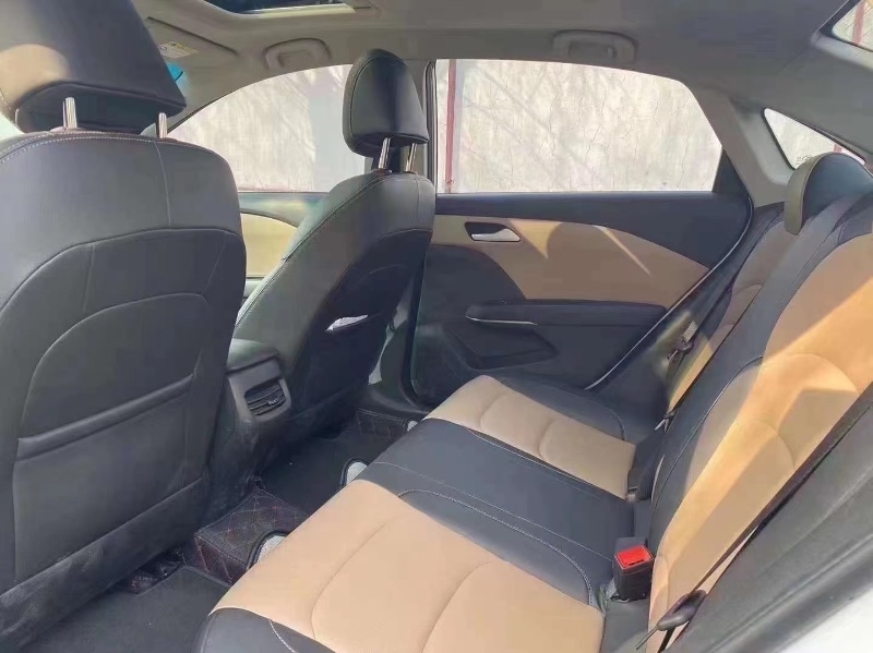 青岛20年雪佛兰科鲁泽9