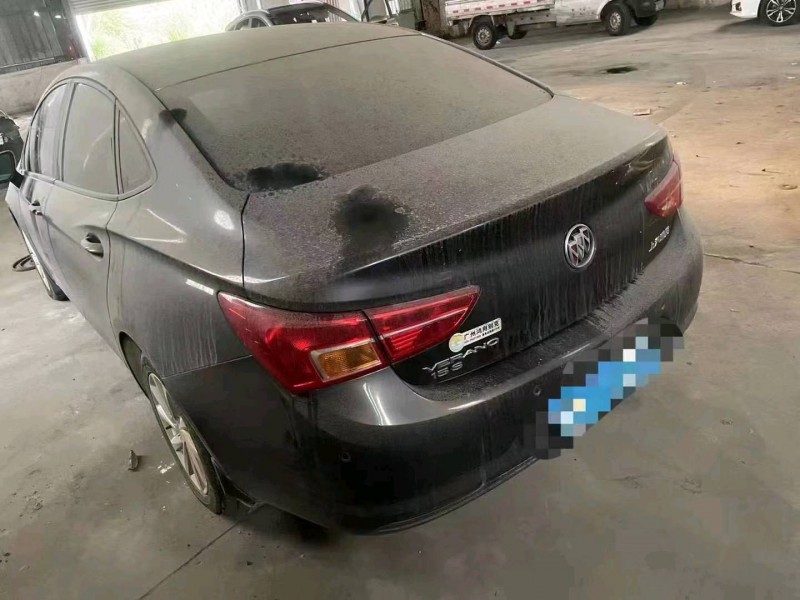 韶关16年别克威朗3