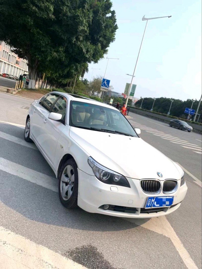 广州07年宝马5系3