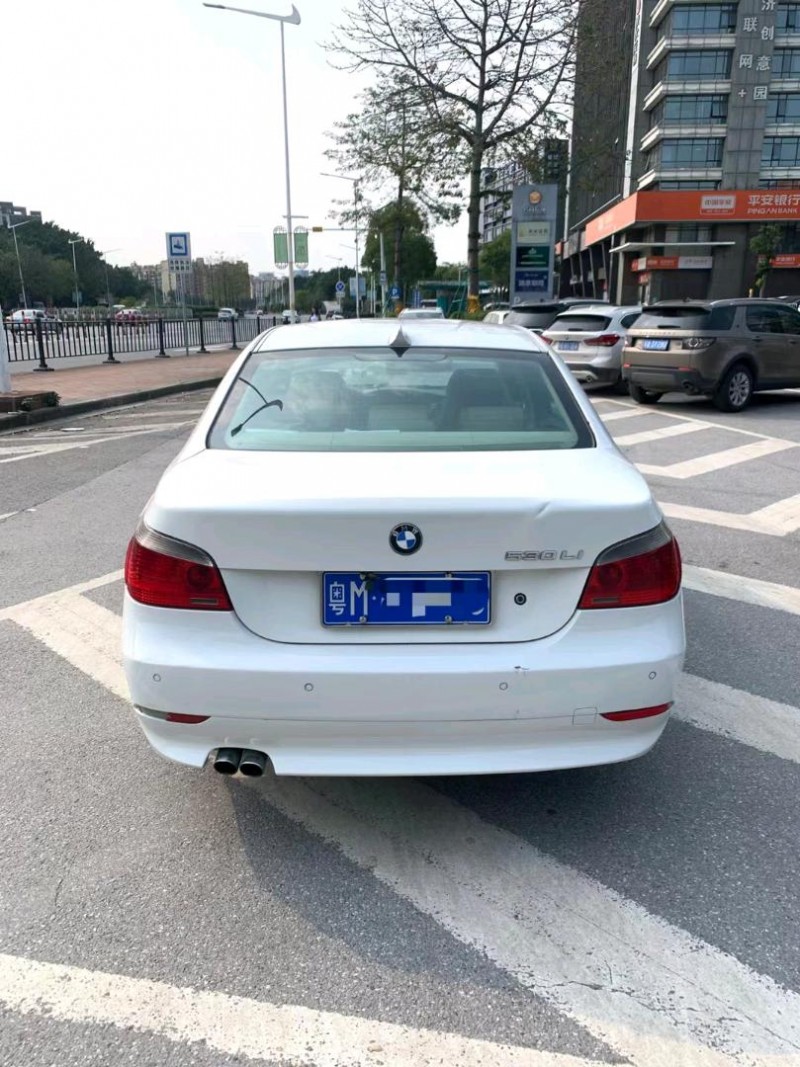 广州07年宝马5系9