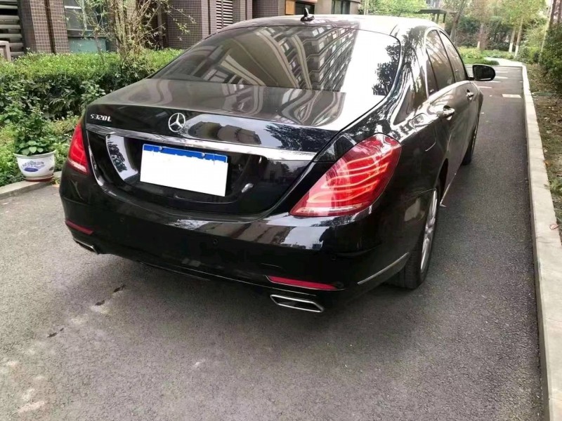 成都15年奔驰S2