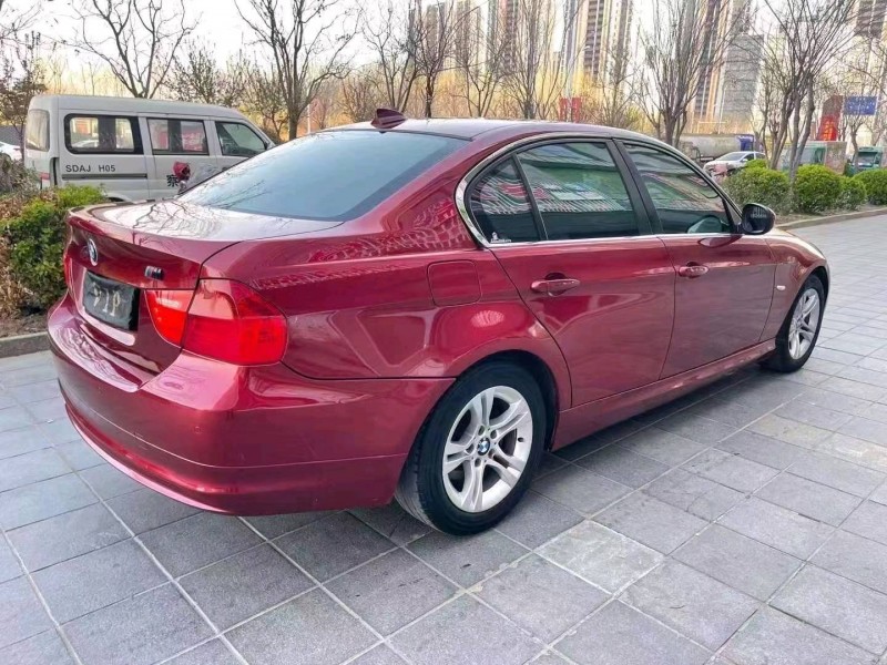 济宁12年宝马3系8