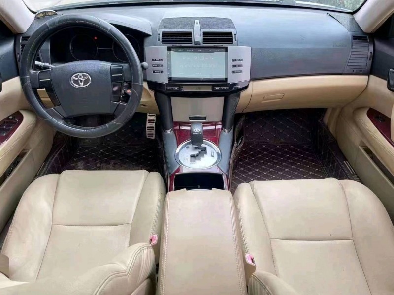 济宁09年丰田锐志5