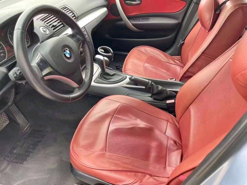 济宁11年宝马1系5