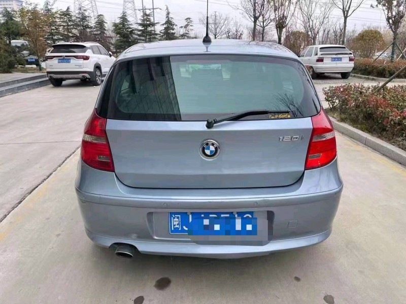 济宁11年宝马1系9
