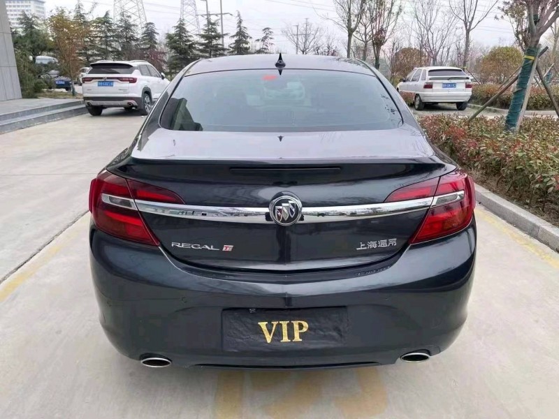 济宁14年别克君威9