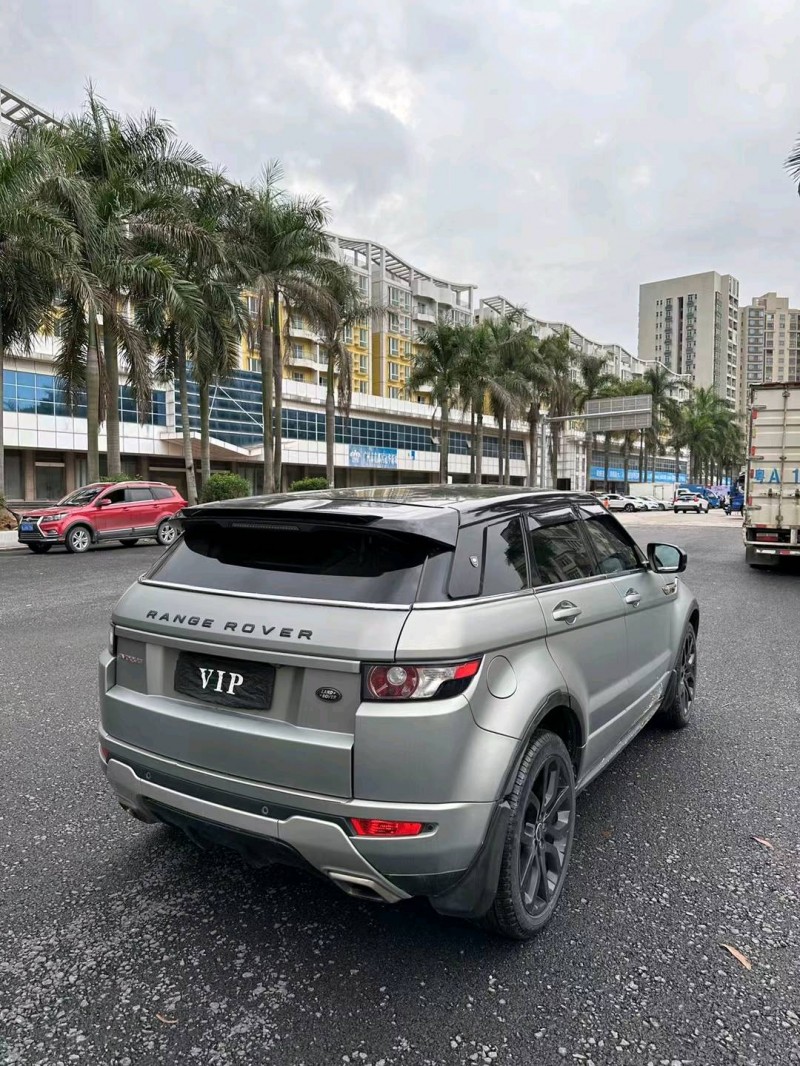 广州12年路虎揽胜极光(进口)8