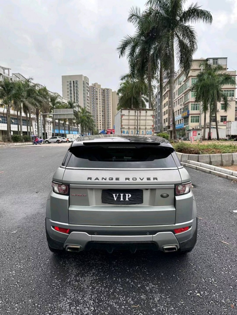 广州12年路虎揽胜极光(进口)9