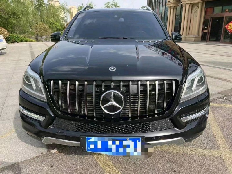 青岛13年奔驰GLC1