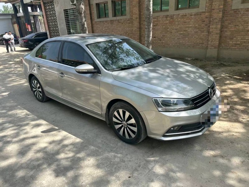 保定16年大众速腾3