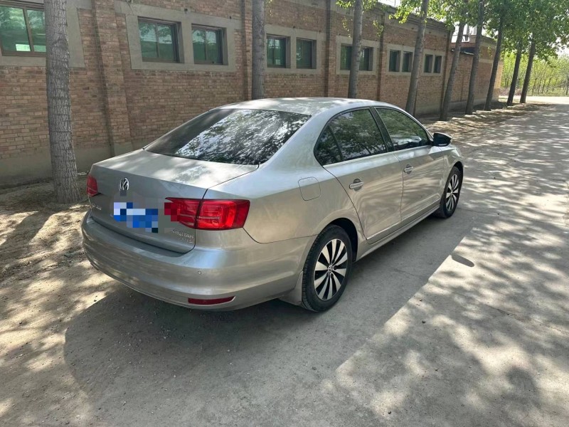 保定16年大众速腾5