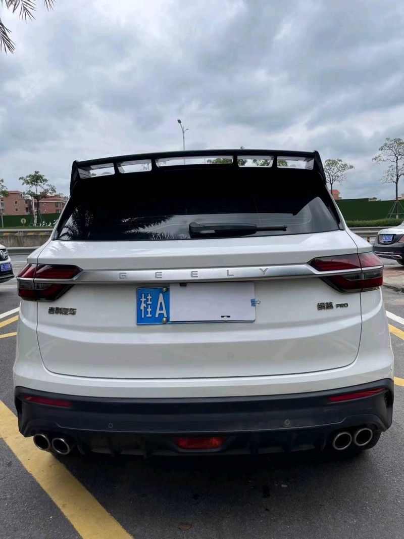 佛山20年吉利缤越8