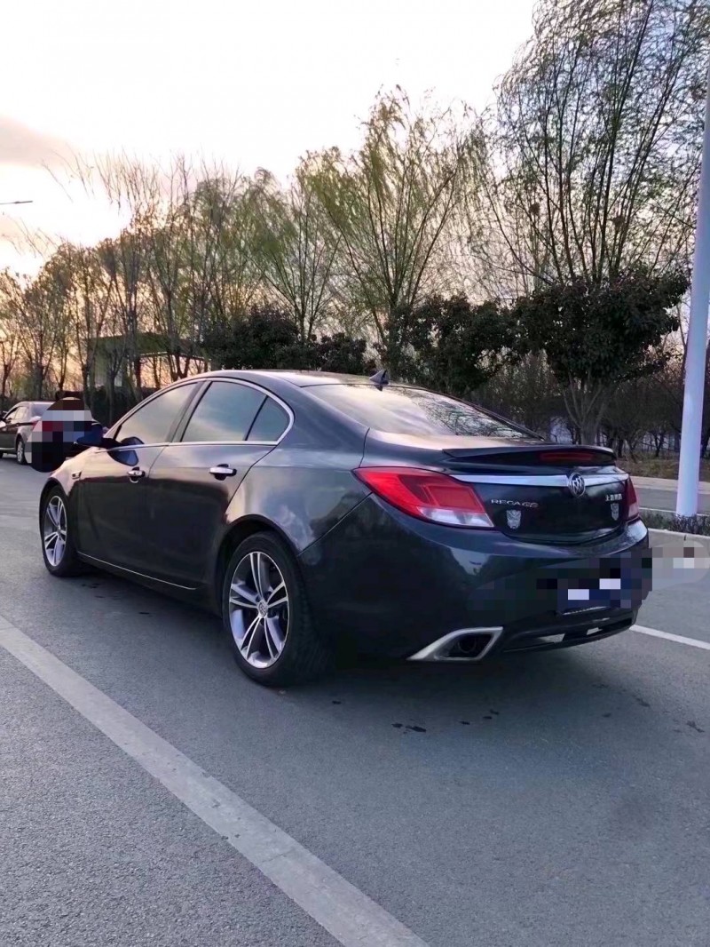 枣庄10年别克君威8