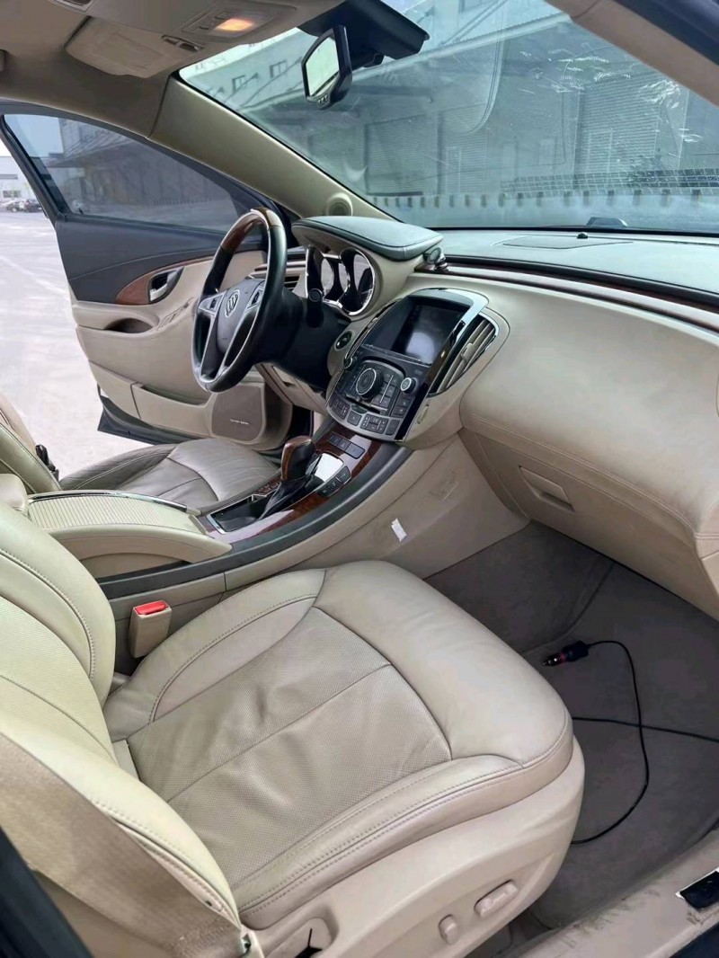 徐州12年别克君越4