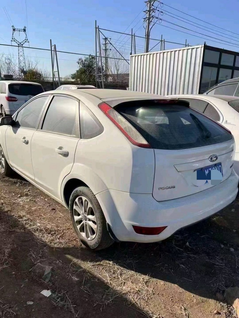 济南14年福特福克斯4