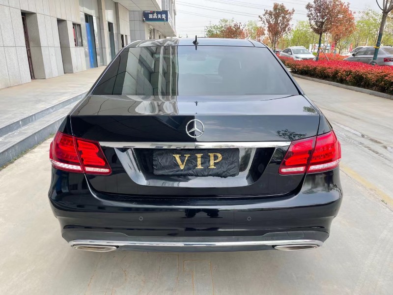 济宁16年奔驰E4