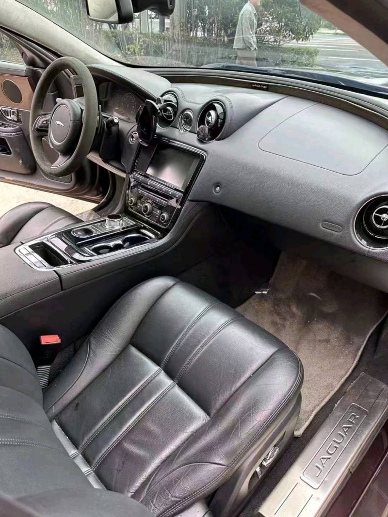 济南17年捷豹XJL6