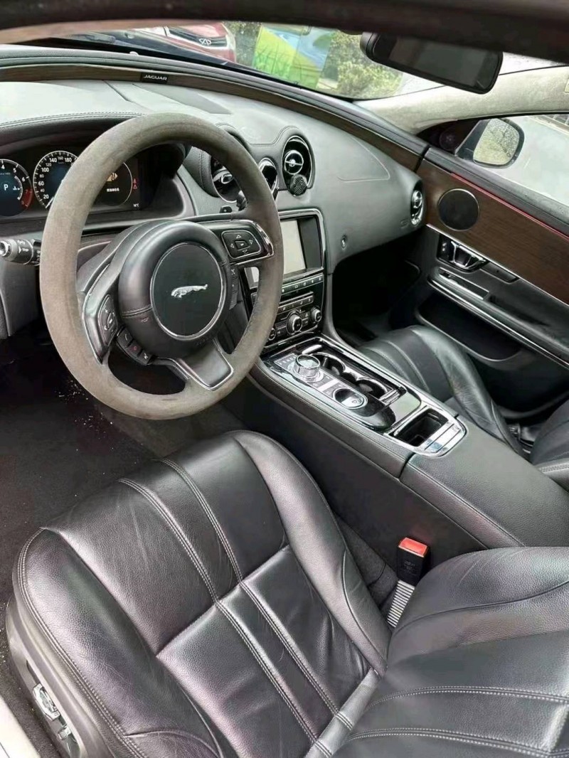 济南17年捷豹XJL7