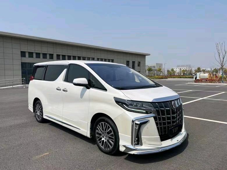 盐城17年丰田埃尔法3