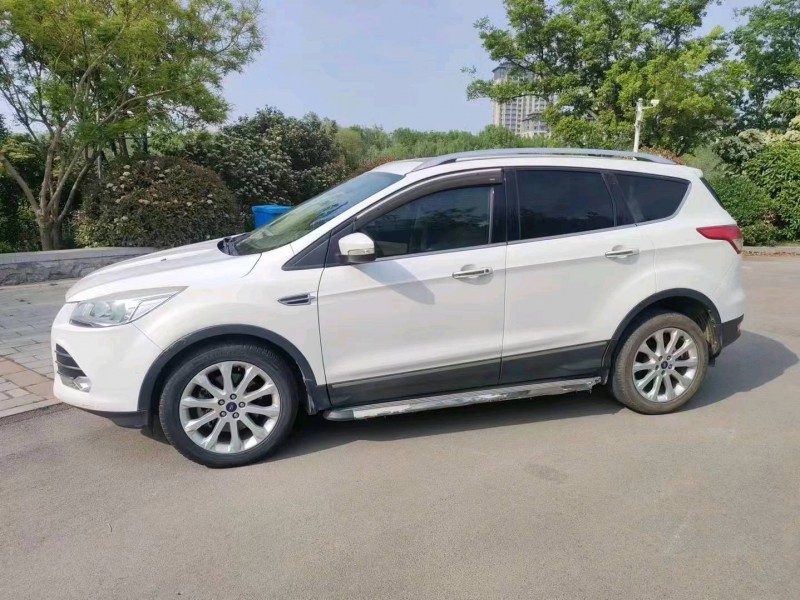 青岛15年福特翼虎2