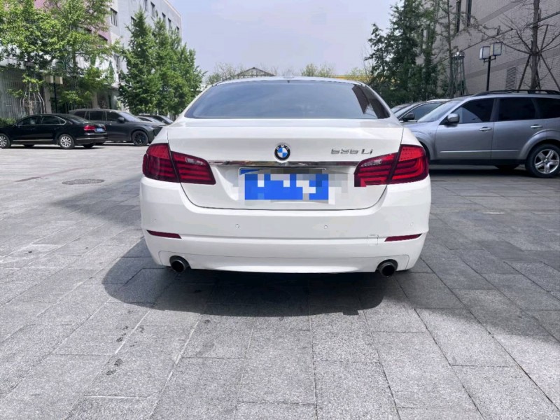 北京13年宝马5系4
