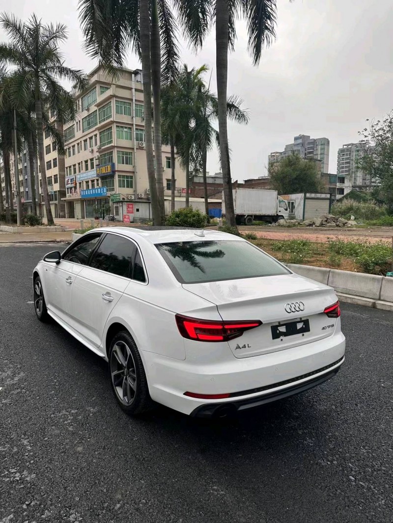 广州18年奥迪A4L7